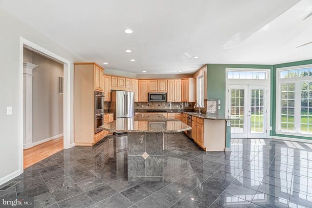 13071 INVERGORDON ST, Bristow, VA 20136