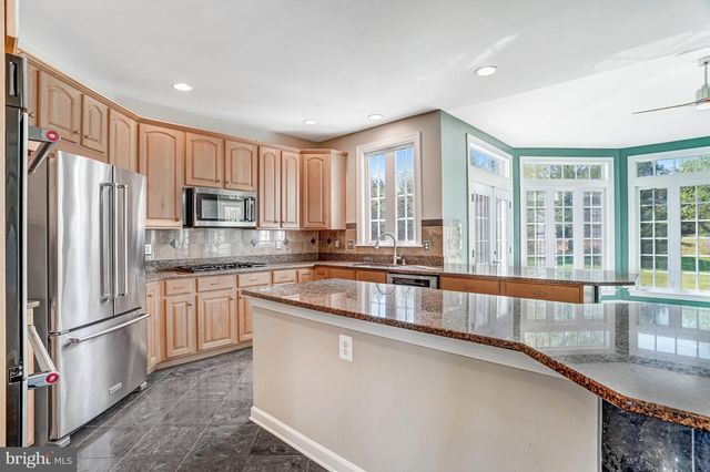 13071 INVERGORDON ST, Bristow, VA 20136