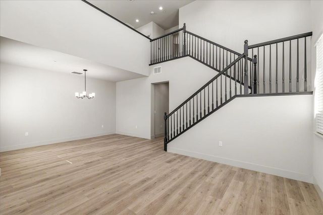 2041 Zane Way, Turlock, CA 95382