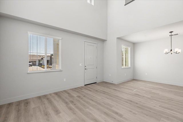 2041 Zane Way, Turlock, CA 95382