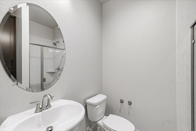 2041 Zane Way, Turlock, CA 95382