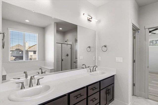 2041 Zane Way, Turlock, CA 95382