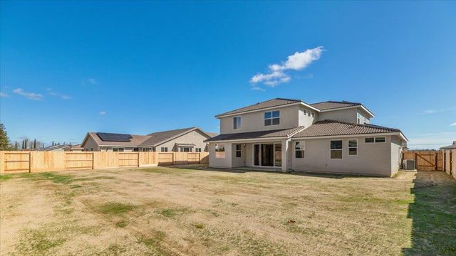 2041 Zane Way, Turlock, CA 95382