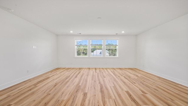 9260 Blue Jay Lane, Awendaw, SC 29429