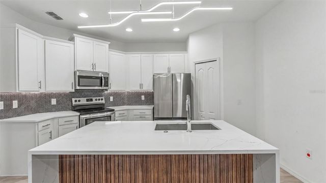 1201 PINTAIL PLACE, Lakeland, FL 33813