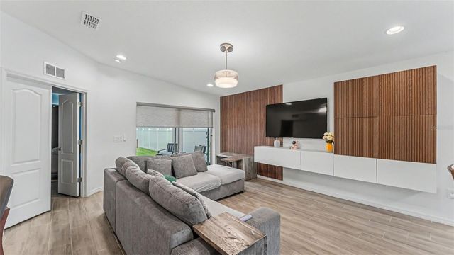 1201 PINTAIL PLACE, Lakeland, FL 33813