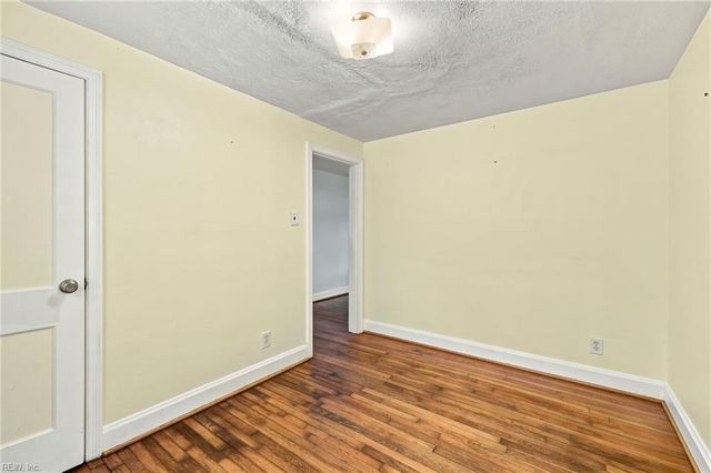 5806 W Norfolk RD, Portsmouth, VA 23703