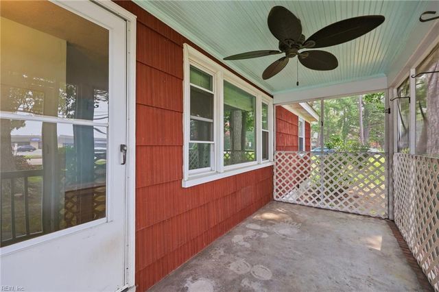 5806 W Norfolk RD, Portsmouth, VA 23703