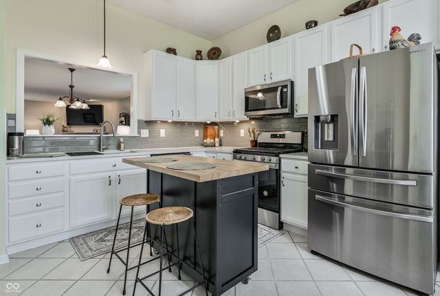 8304 Hunters Meadow Court, Indianapolis, IN 46259