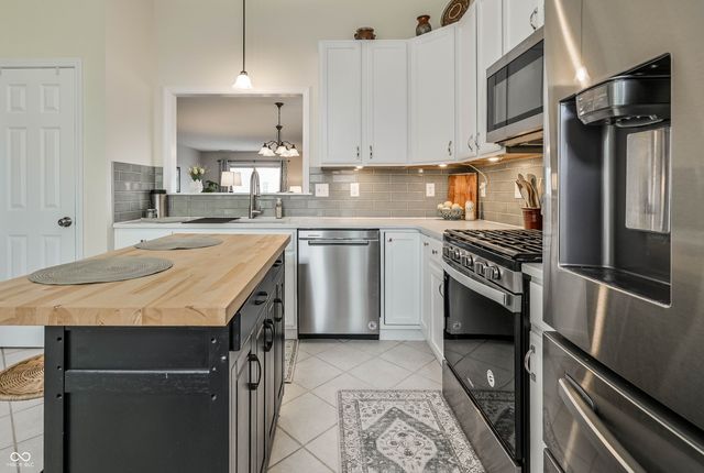 8304 Hunters Meadow Court, Indianapolis, IN 46259