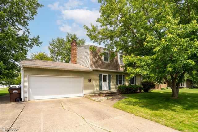 6908 Hidden Valley Drive, Amherst, OH 44001