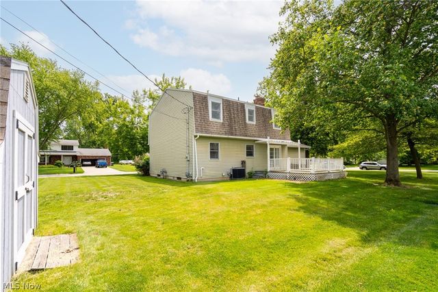 6908 Hidden Valley Drive, Amherst, OH 44001