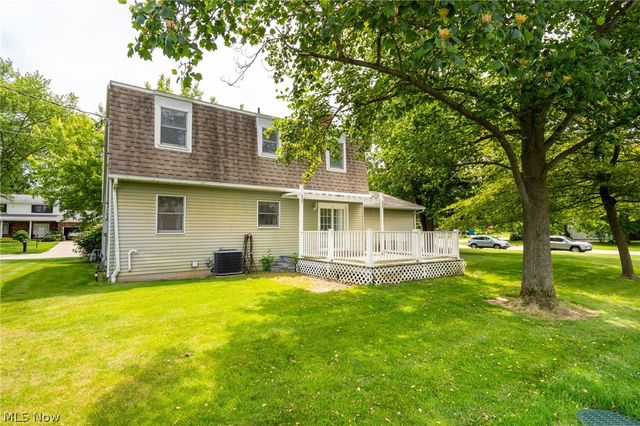 6908 Hidden Valley Drive, Amherst, OH 44001