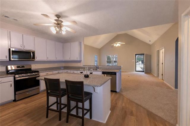 340 Emily Park Street, Fayetteville, GA 30215