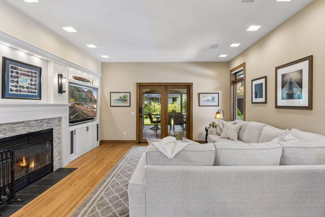 28010 Boulder Bridge Drive, Excelsior, MN 55331