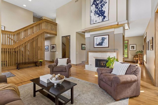 28010 Boulder Bridge Drive, Excelsior, MN 55331
