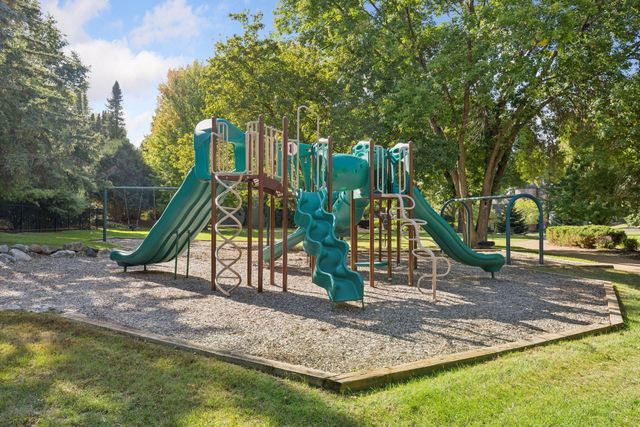 28010 Boulder Bridge Drive, Excelsior, MN 55331