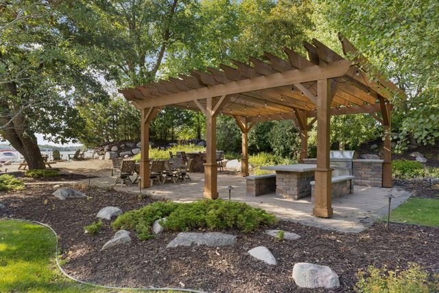 28010 Boulder Bridge Drive, Excelsior, MN 55331