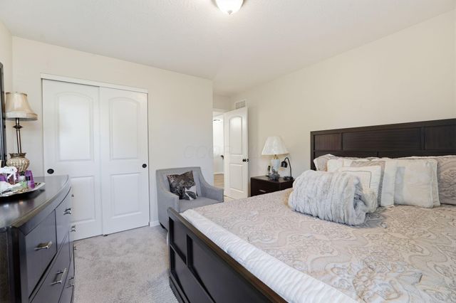 192 England Street, Pickerington, OH 43147