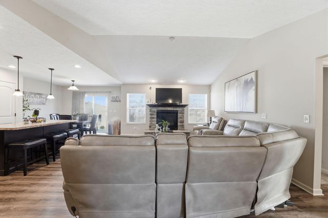 192 England Street, Pickerington, OH 43147