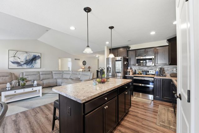 192 England Street, Pickerington, OH 43147