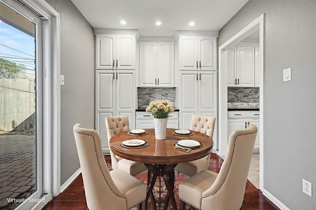 3304 Camellia Avenue, Pasadena, TX 77505