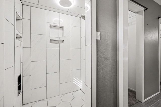 3304 Camellia Avenue, Pasadena, TX 77505