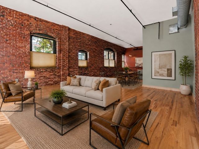 172-178 Green St 2, Boston, MA 02130