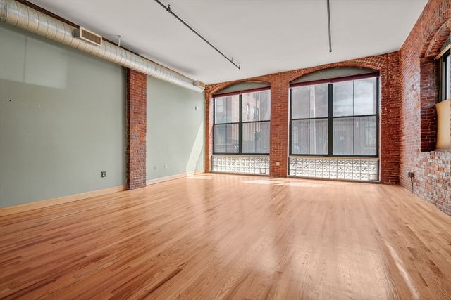 172-178 Green St 2, Boston, MA 02130