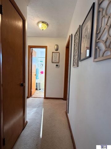 2914 Westgate Road, Omaha, NE 68124