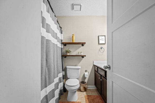 648 Greystone Dr, Lascassas, TN 37085