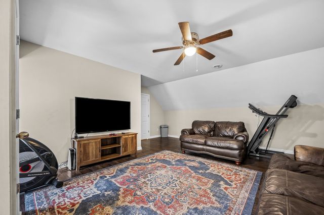 648 Greystone Dr, Lascassas, TN 37085