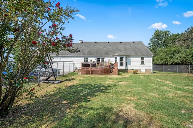 648 Greystone Dr, Lascassas, TN 37085
