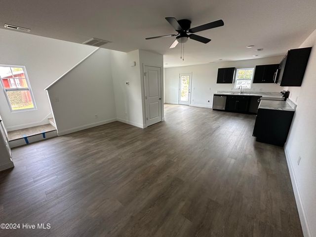 4515 Greenway Avenue, Wilmington, NC 28403