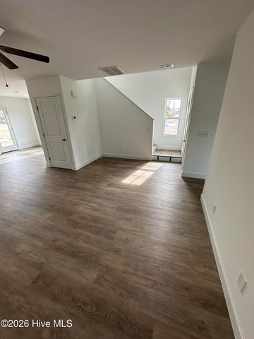 4515 Greenway Avenue, Wilmington, NC 28403