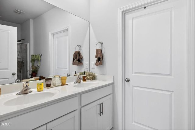 118 Norris Creek Drive, Clayton, NC 27527