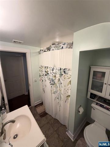 45 Summit Avenue, Bloomfield, NJ 07003
