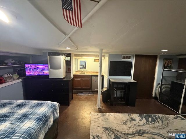 45 Summit Avenue, Bloomfield, NJ 07003