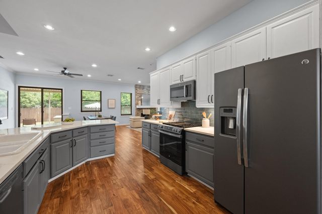 10101 Jupiter Hills DR, Austin, TX 78747