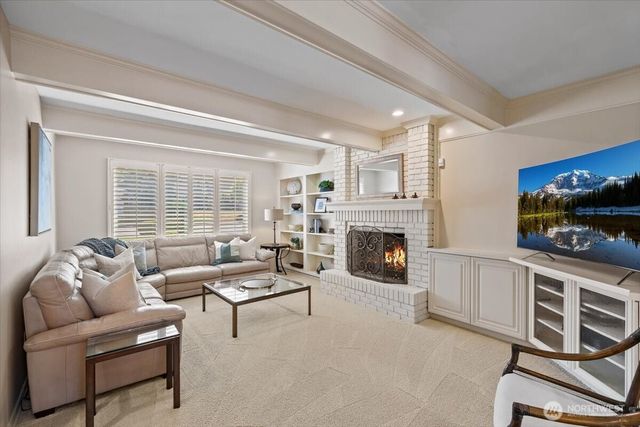 20404 NE 35Th Street, Sammamish, WA 98074