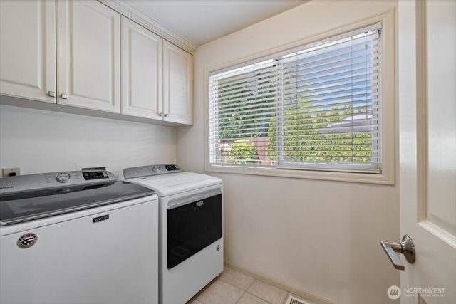 20404 NE 35Th Street, Sammamish, WA 98074