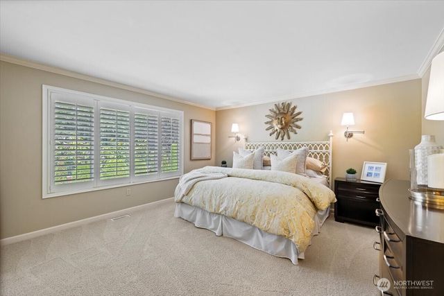 20404 NE 35Th Street, Sammamish, WA 98074