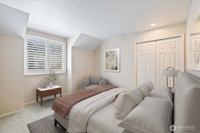 20404 NE 35Th Street, Sammamish, WA 98074