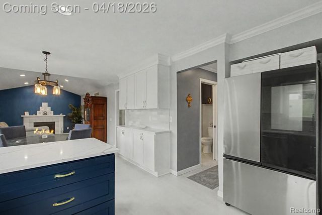 523 Dorchester Way, Milford, MI 48381