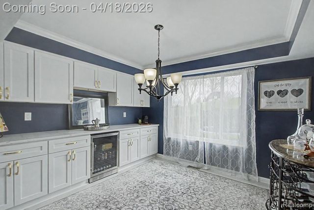 523 Dorchester Way, Milford, MI 48381