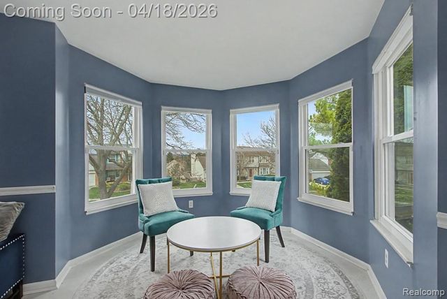 523 Dorchester Way, Milford, MI 48381