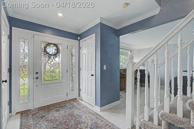 523 Dorchester Way, Milford, MI 48381