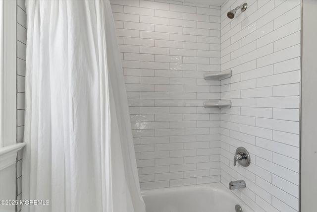 28 Jacqueline Avenue, Long Beach Twp, NJ 08008