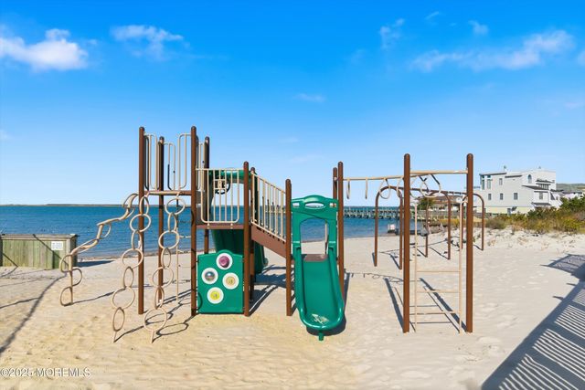 28 Jacqueline Avenue, Long Beach Twp, NJ 08008