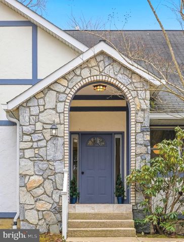 3280 ARUNDEL ON THE BAY RD, Annapolis, MD 21403